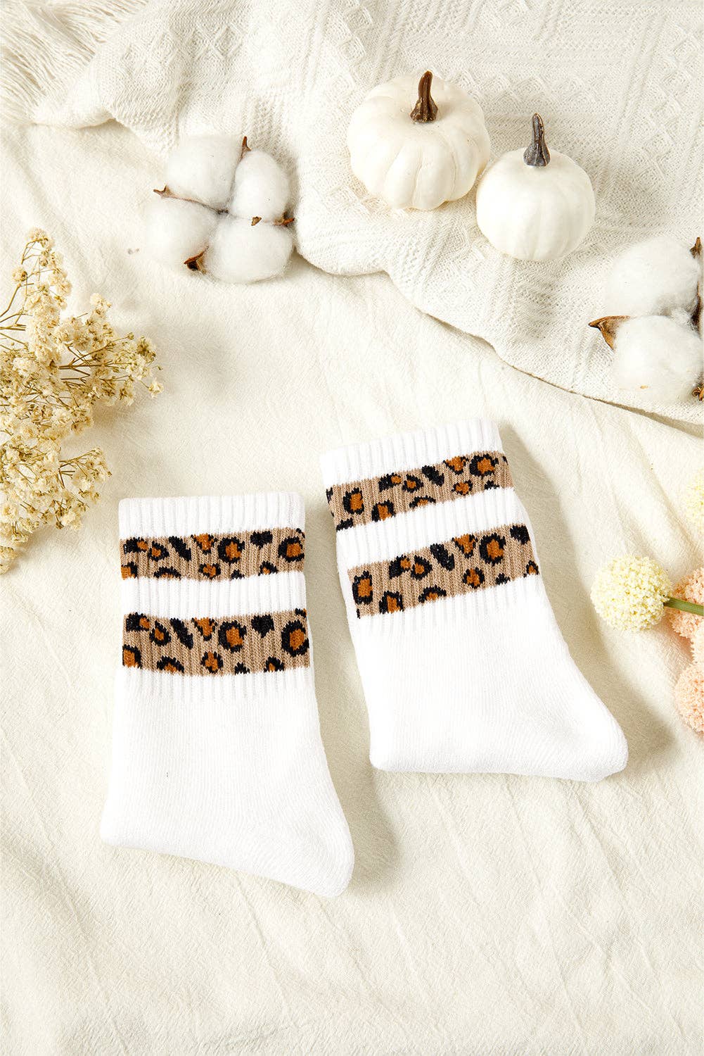 Lovesoft - White Leopard Striped Detail Ribbed Cuffs Womens Socks3