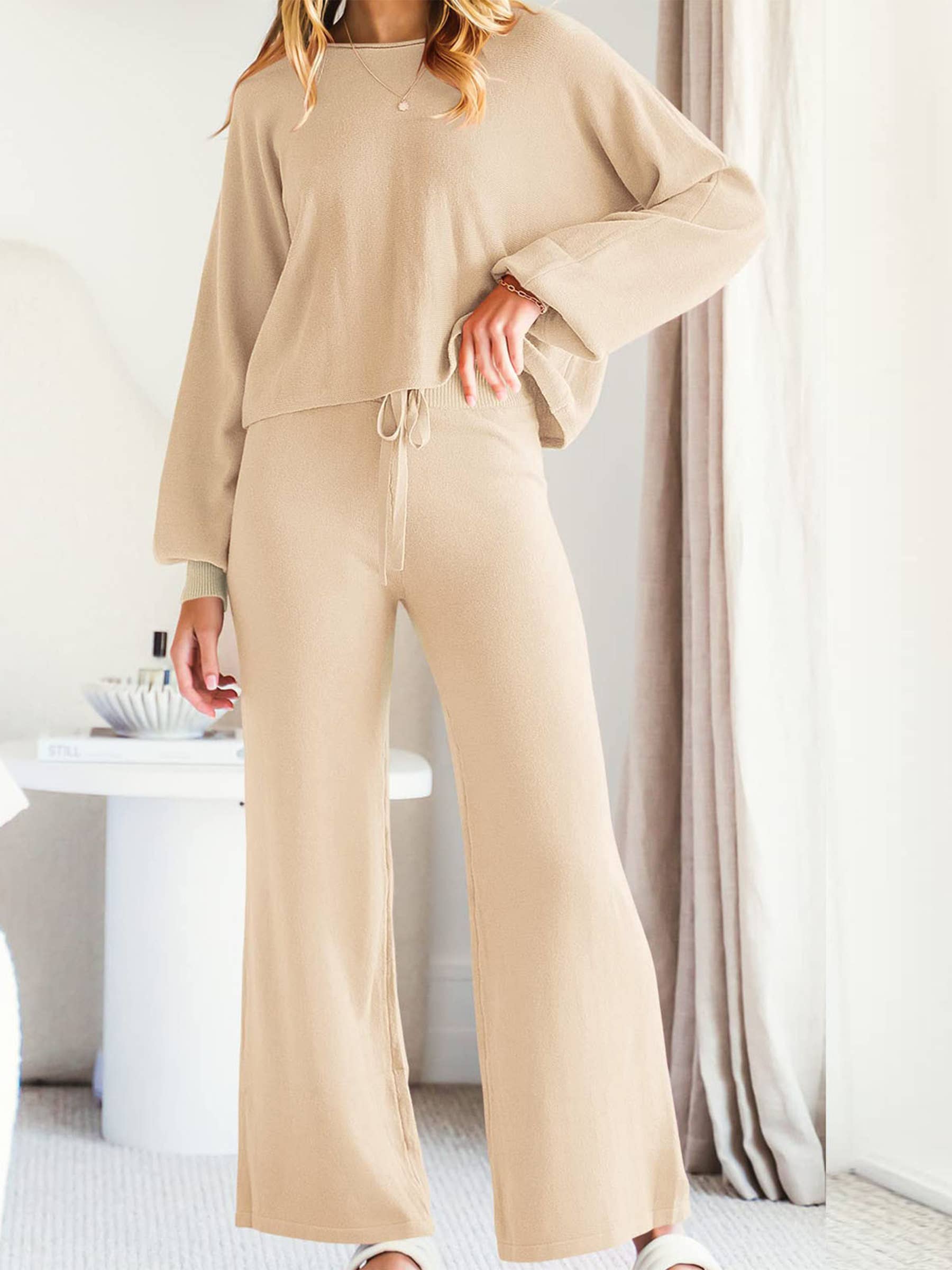 Round Neck Long Sleeved Top With Drawstring Design Pant