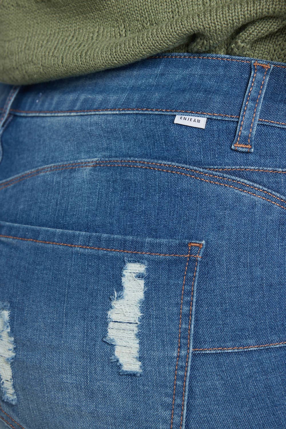 Curvy Distressed Ankle Skinny Jeans