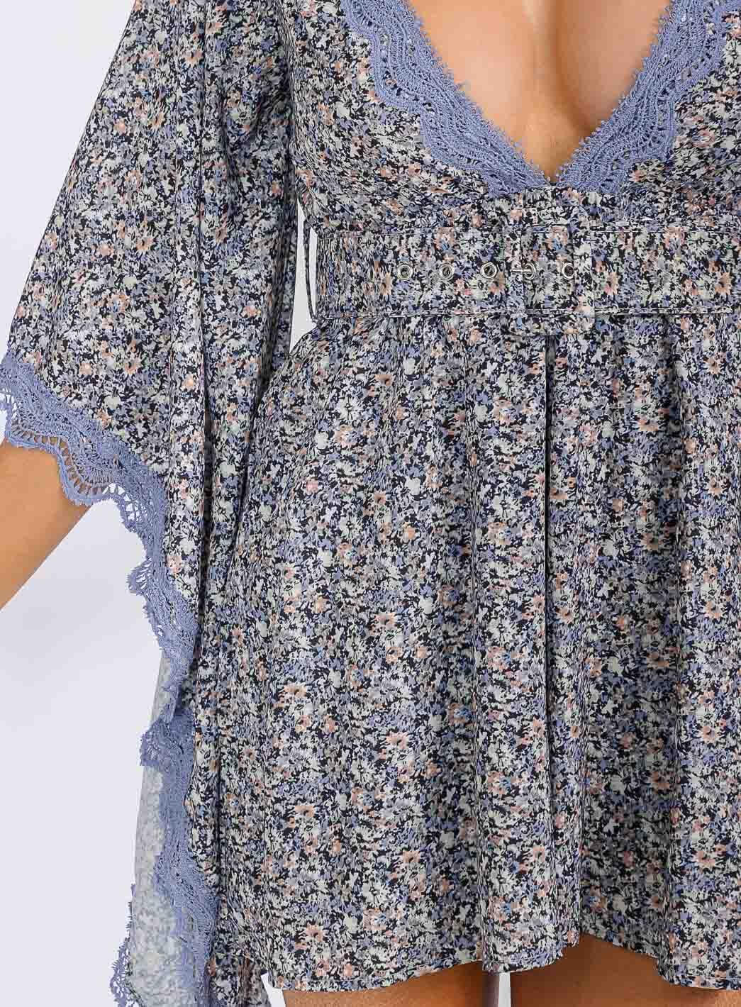 WOMEN'S SHORT SLEEVE TOP & ELASTIC WAIST MINI SHORT GRAPHIC 2PC. SET