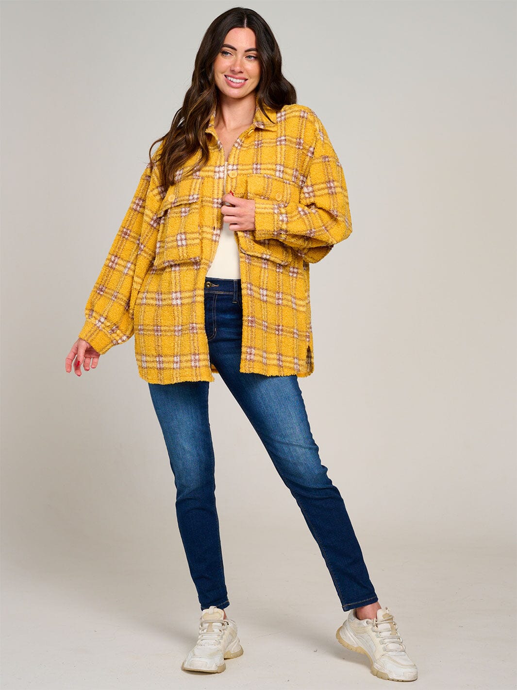 Women’s Long Sleeve Sherpa Plaid Jacket with Button Closure & Pockets