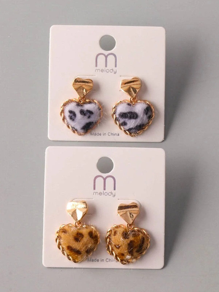 🐆 ANIMAL PRINT HEART EARRINGS

 
