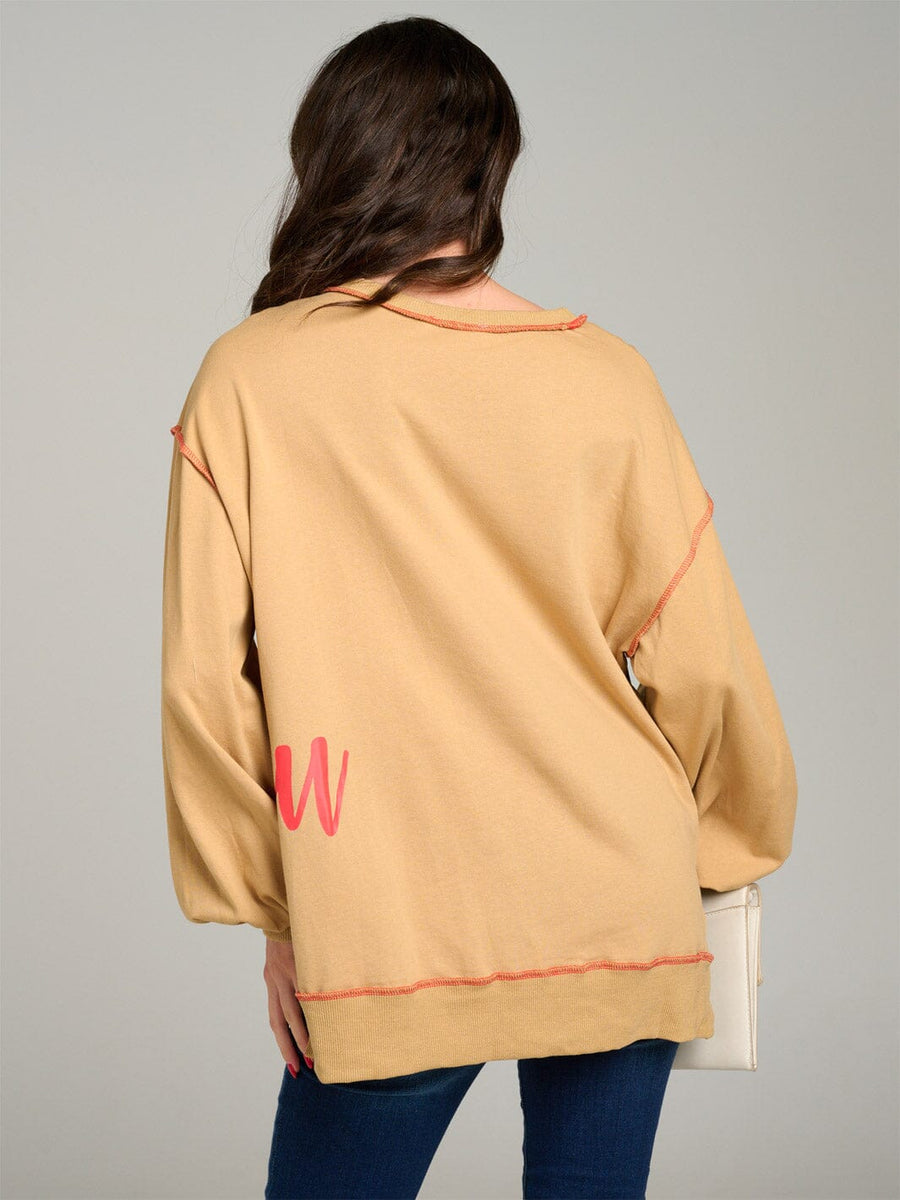 LONG SLEEVE GRAPHIC HIGH-LOW OVERSIZED TOP