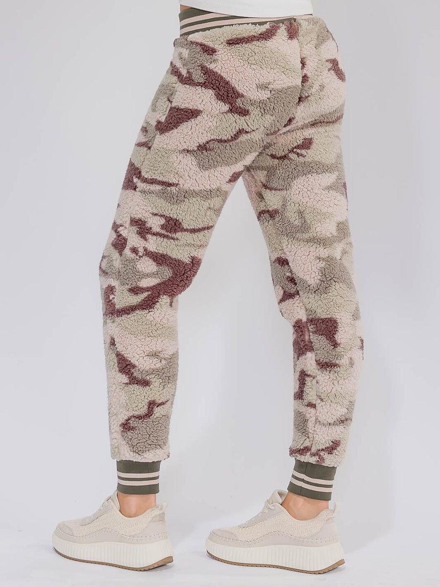 SHERPA CAMO PRINT JOGGER PANTS